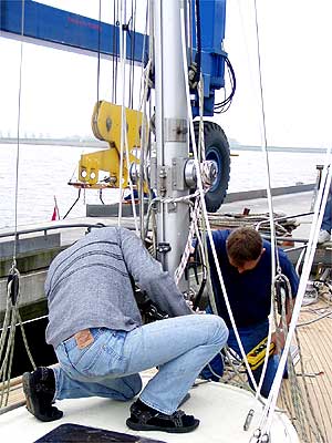 Foto van de montage van de mast